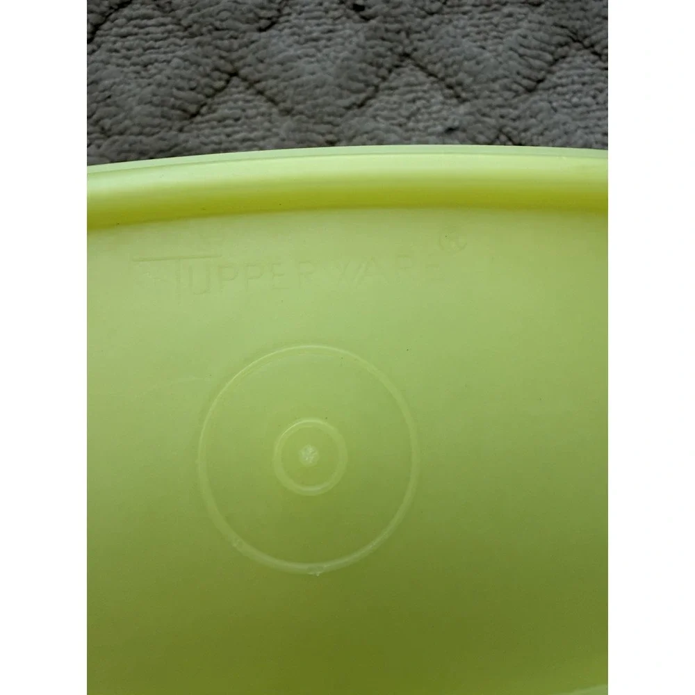 Tupperware lid collection